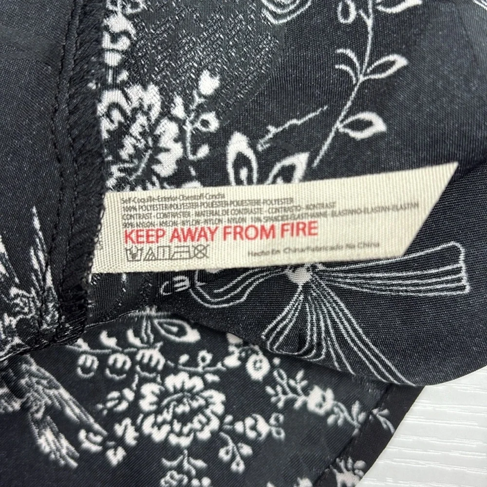 Intimately Free People Floral Bow Print V-Neck Button Down Boxy Shirt Black XL